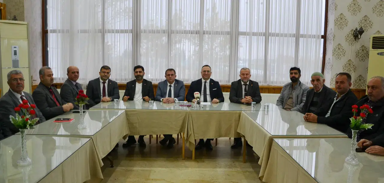 Saadet Parti'li Tekin: Genç nüfus Manisa’yı terk ediyor