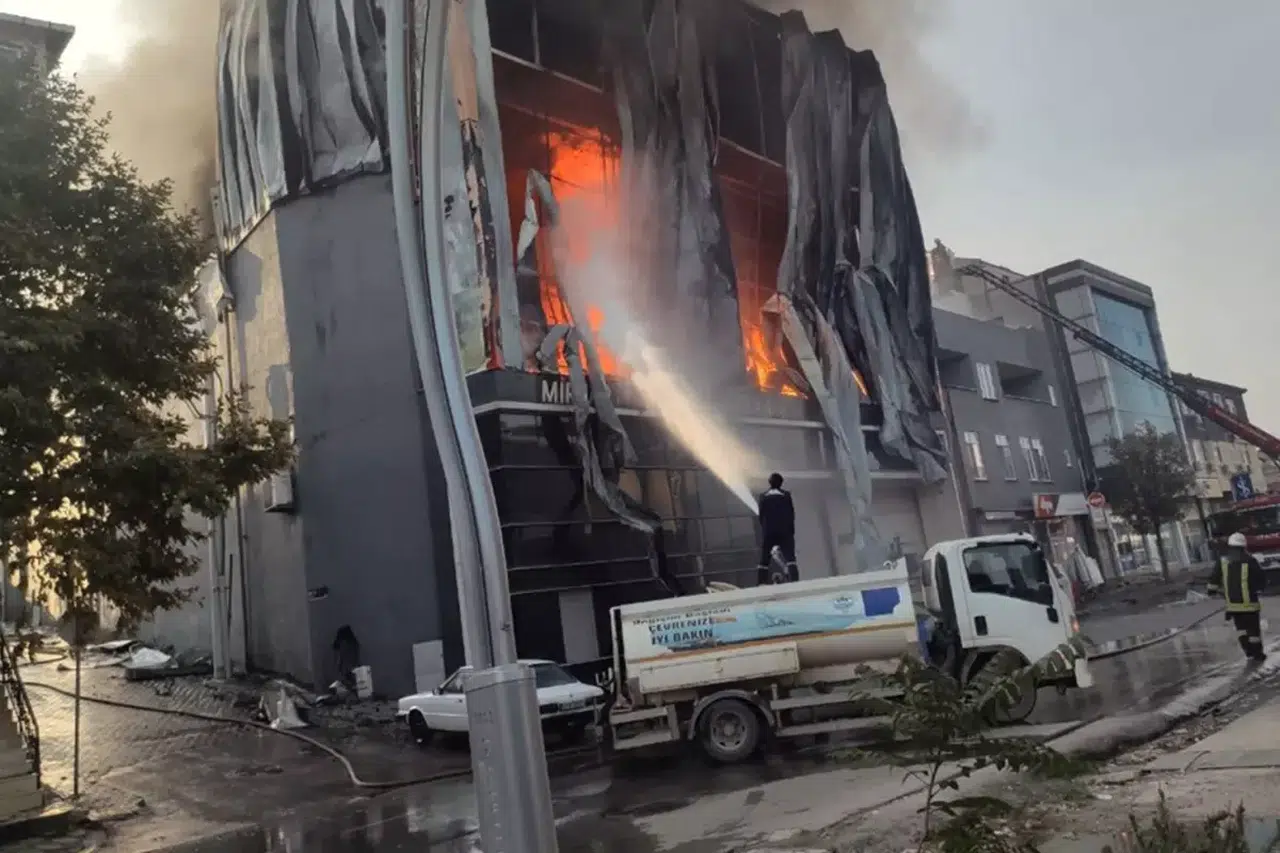 6 kişinin öldüğü parfüm fabrikası yangınında gözaltı sayısı 11'e yükseldi