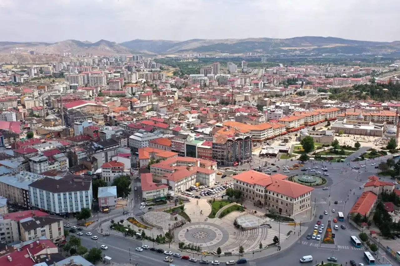 O ilin başına talih kuşu kondu! Dev altın rezervi bulundu