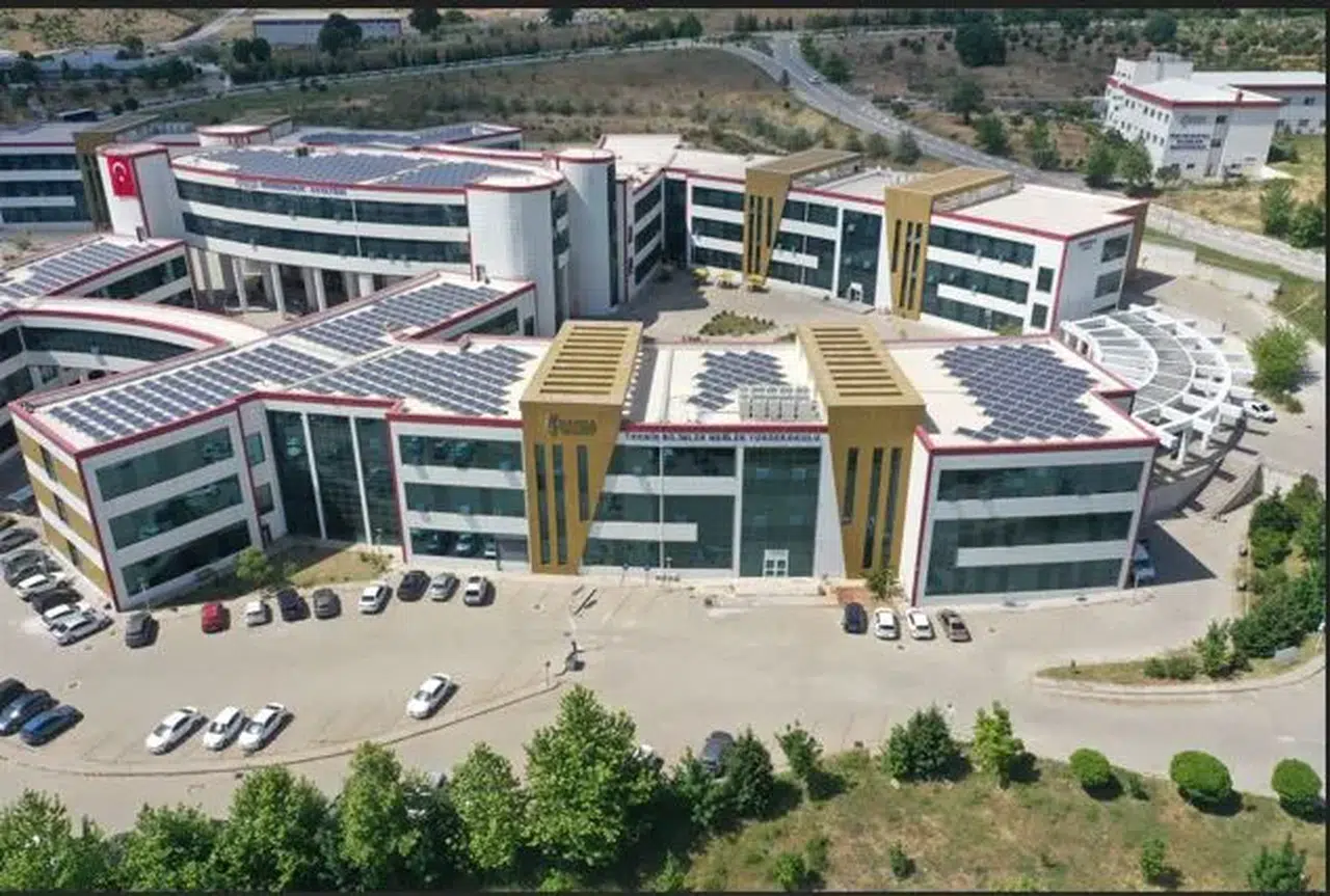 MCBÜ mühendislikte Avrupa Ligine adını yazdırdı