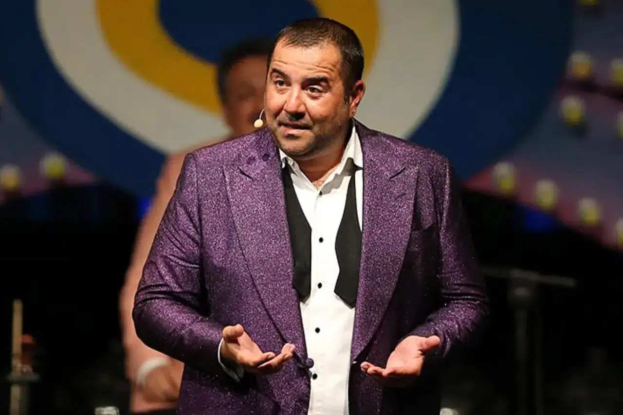 30 kilo veren Ata Demirer: Boğaz'da kürek çekmeye başladım