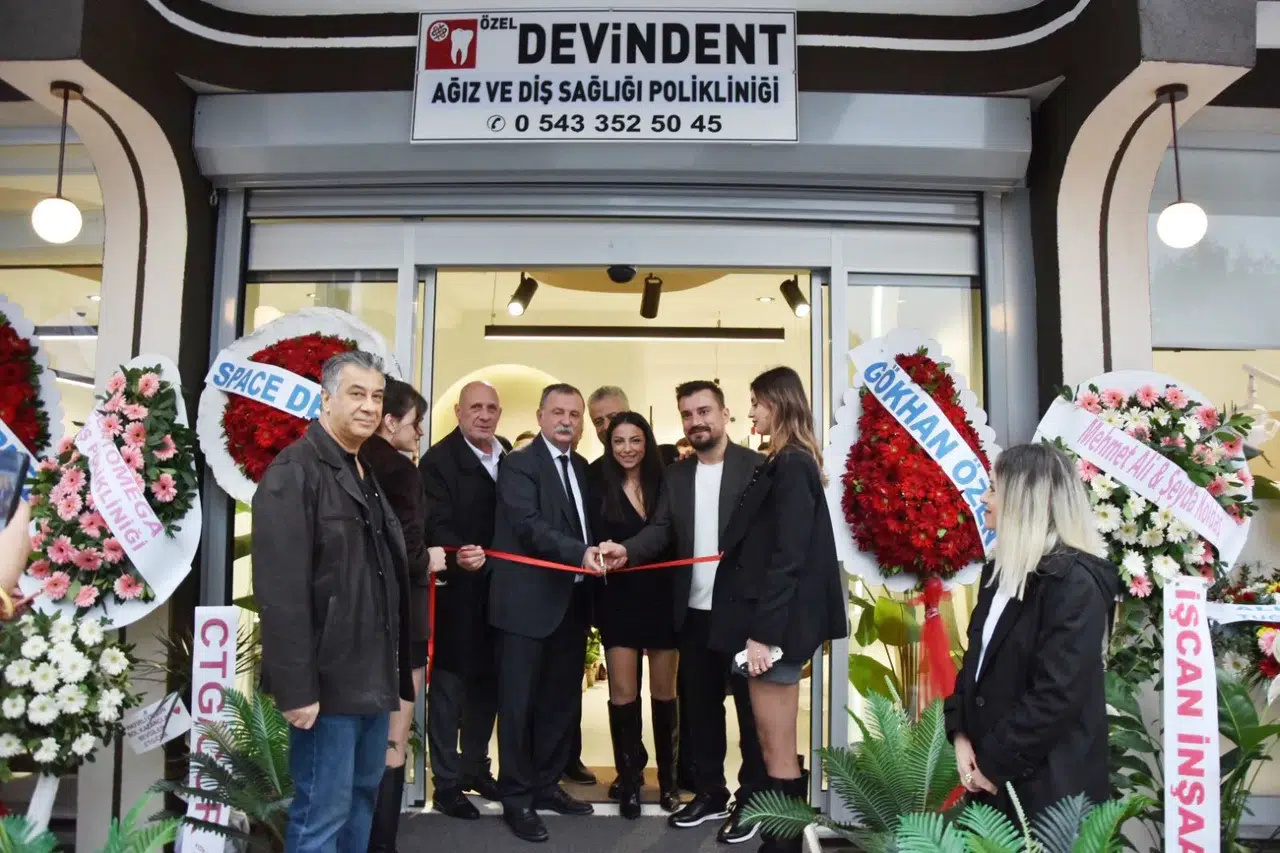 Manisa’da Devin Dent Diş Kliniği açıldı