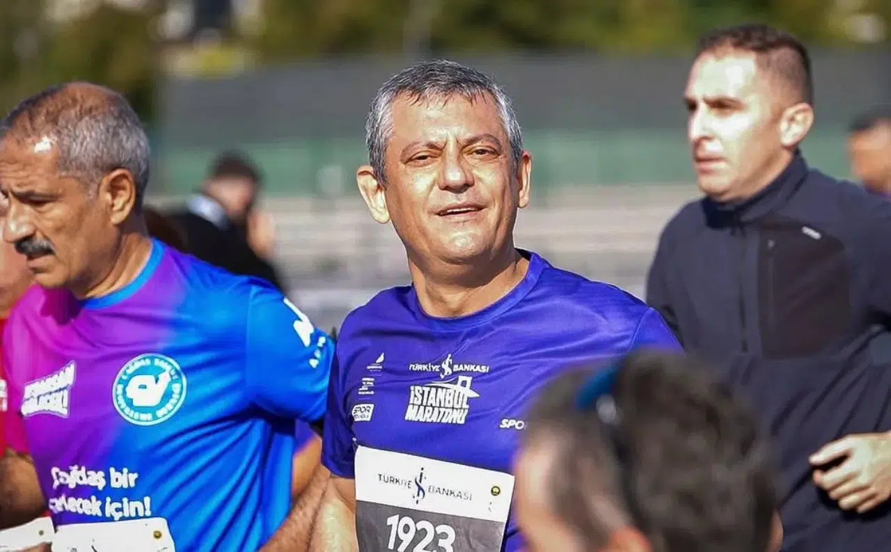 CHP Lideri Özgür Özel, Manisa için koştu