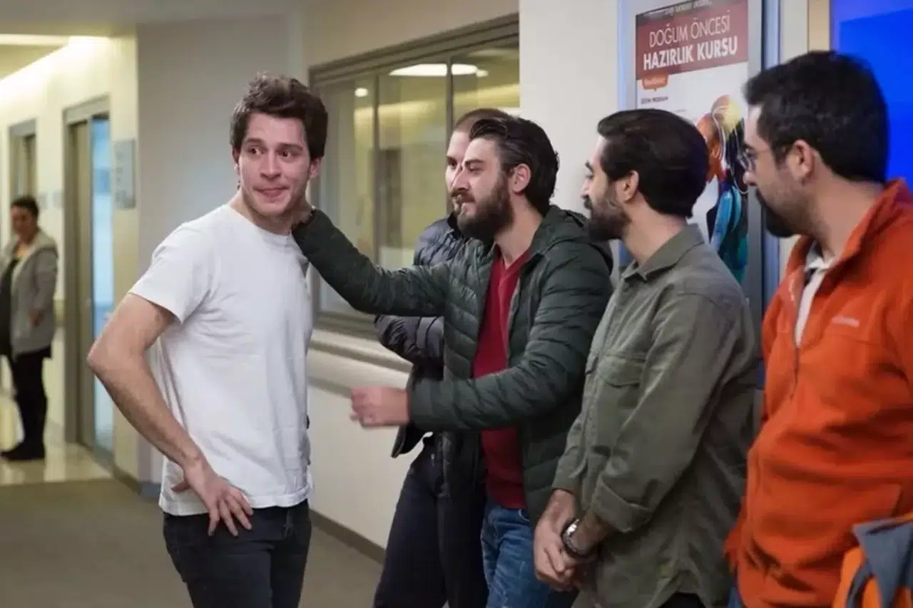 Ünlü oyuncudan kızının 10'uncu yaşında duygusal kutlama