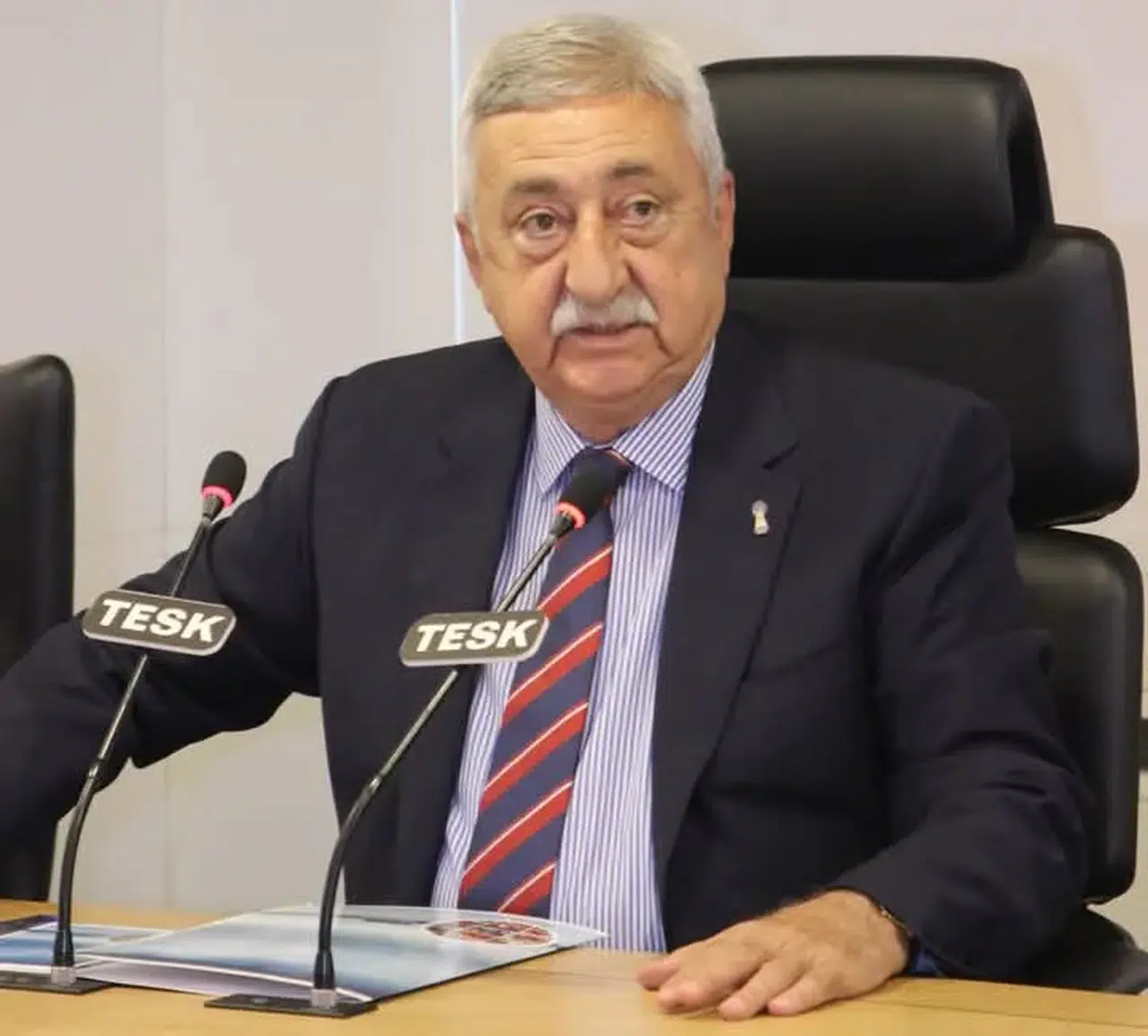 PALANDÖKEN: YILBAŞI ÖNCESİ SAHTE İÇKİYE DİKKAT