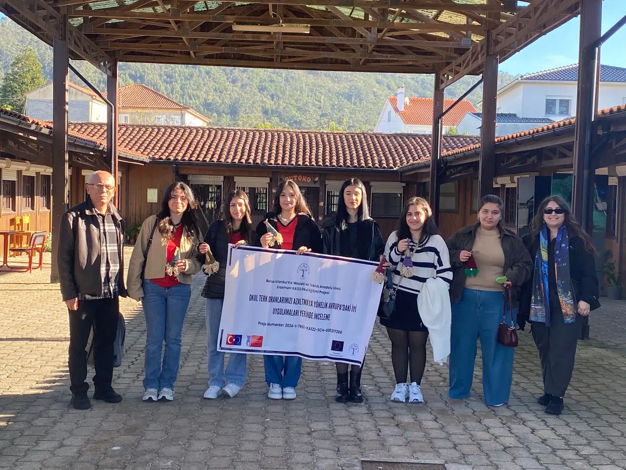 Manisalı öğrenciler Portekiz'deki öğrenci grup hareketliliğini başarıyla tamamladı