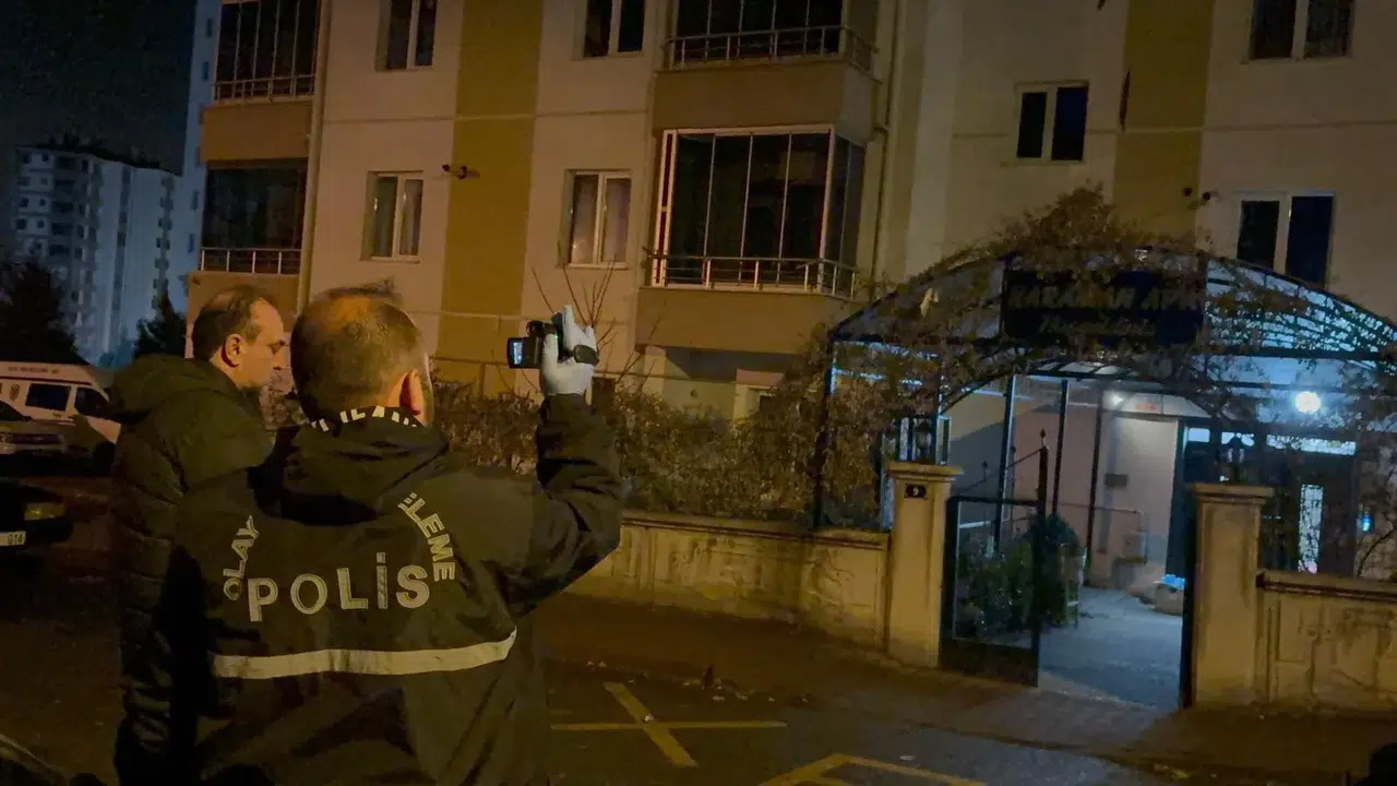 Baba-oğul arasındaki kavga kanlı bitti!