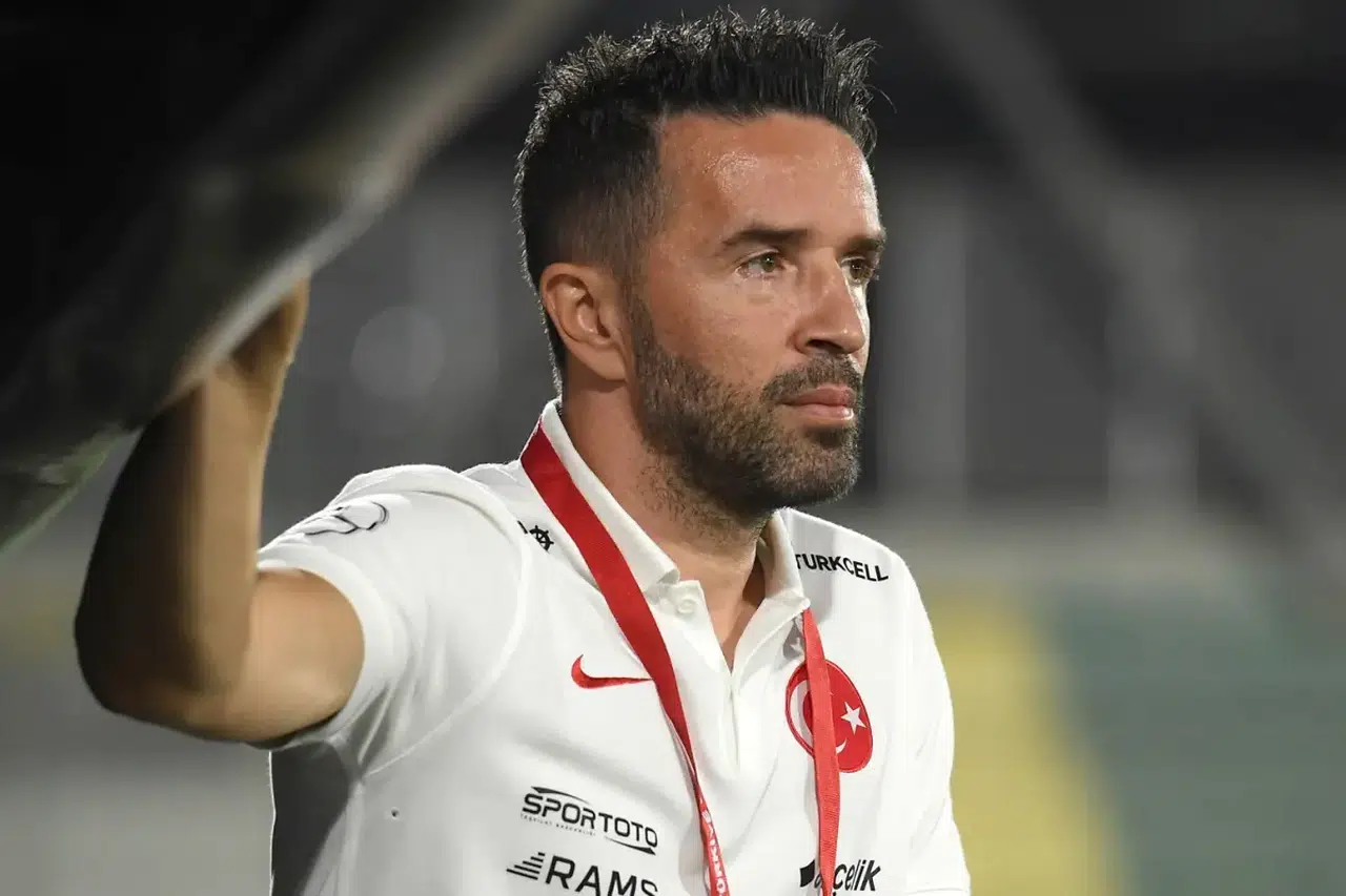 Eski milli futbolcu gözaltına alındı