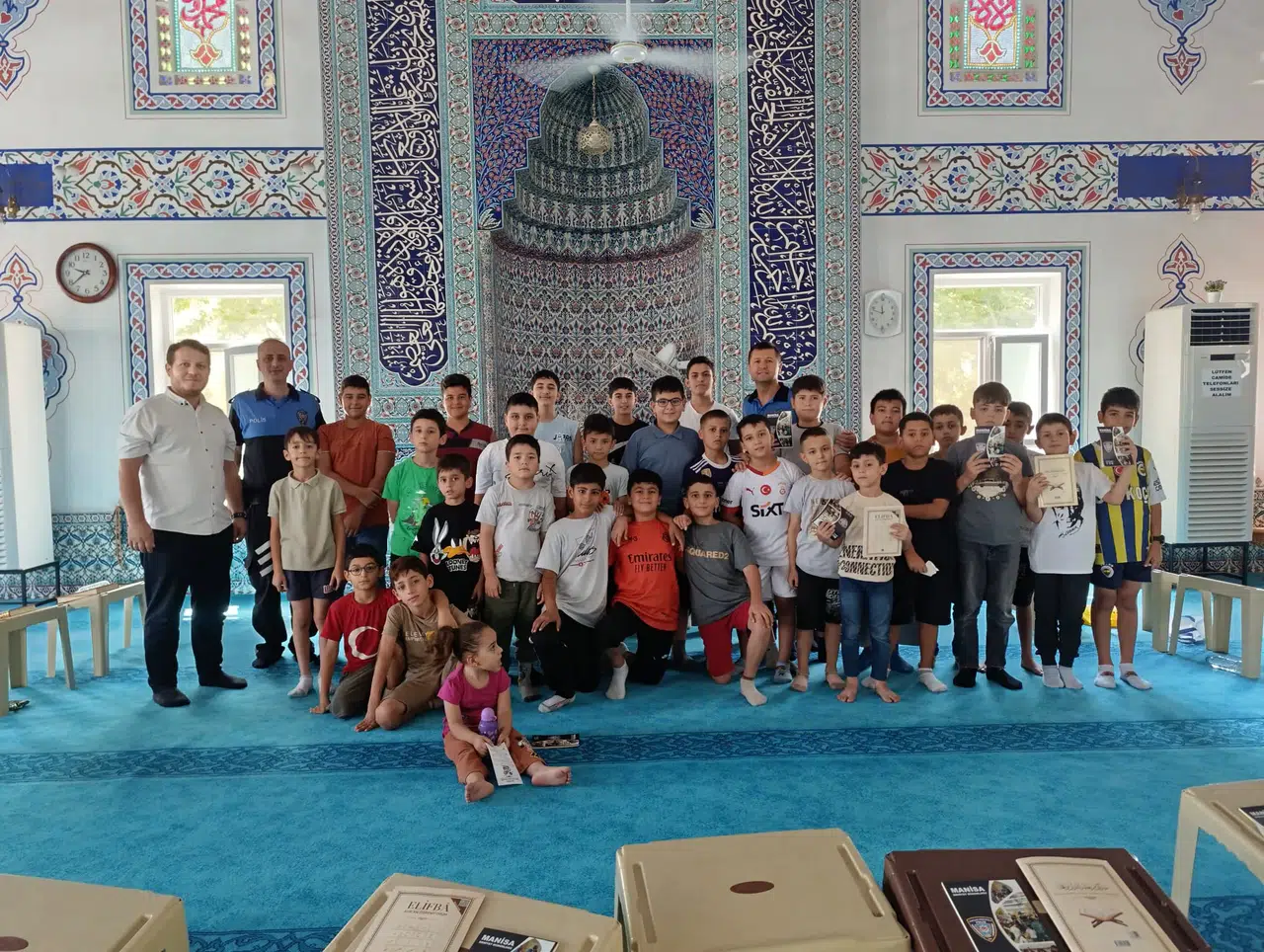 Polislerden Kur'an kursu öğrencilerine güvenli internet semineri