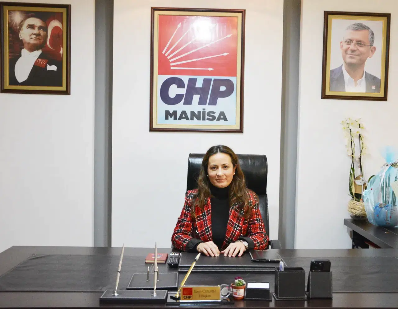 ÖZALPER “CHP MANİSA OLARAK BASINIMIZIN YANINDAYIZ”