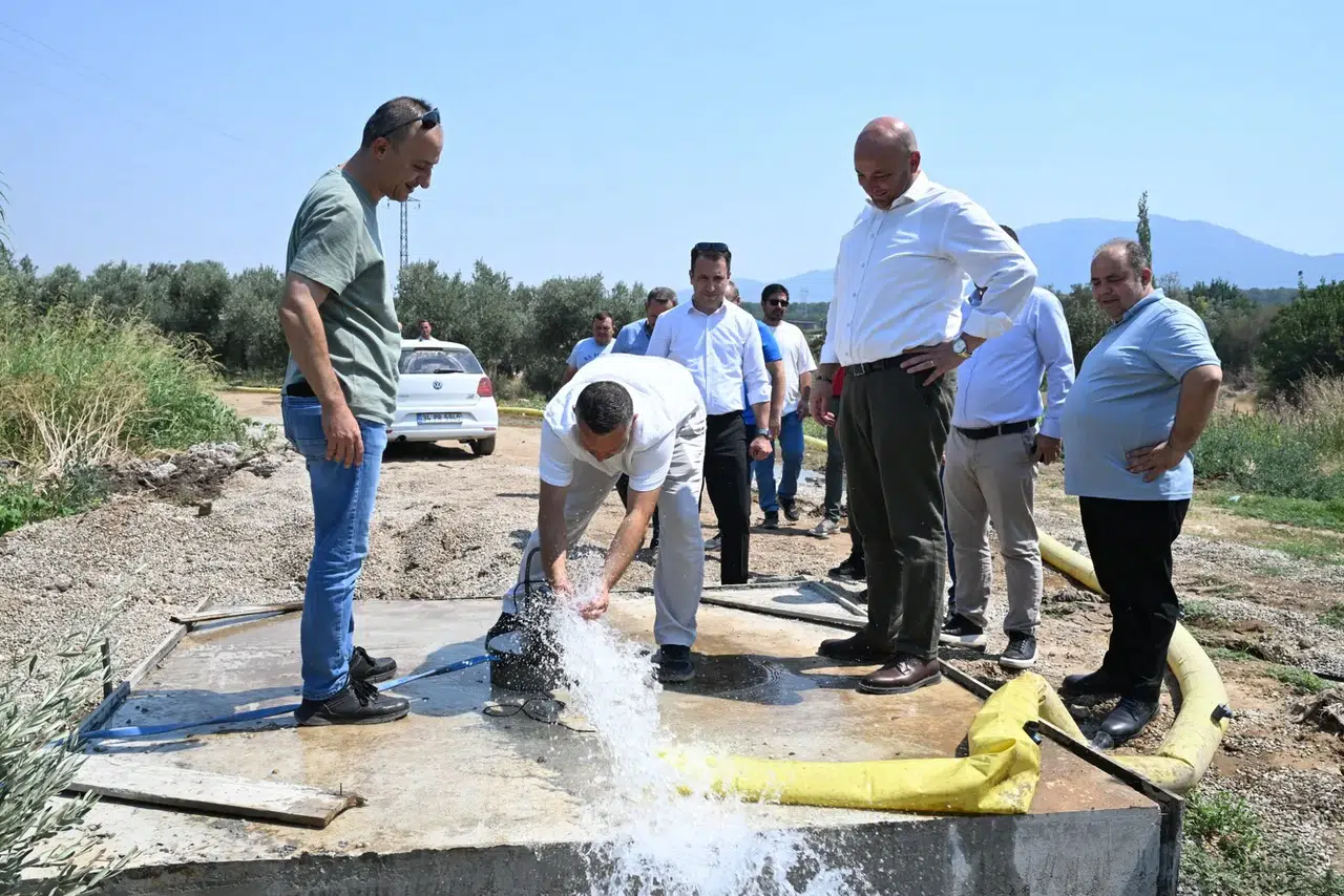 Manisa'nın bu mahallesinde su sorunu çözülüyor