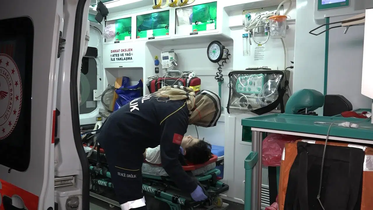 Orman yangınına müdahale için giderken kaza yaptılar