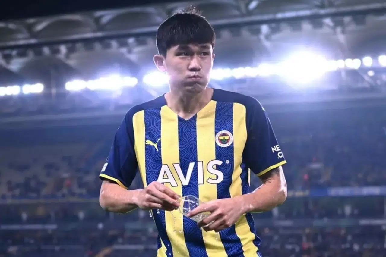 Galatasaray Hakan Çalhanoğlu'nun rövanşını Kim Min Jae ile almak istiyor