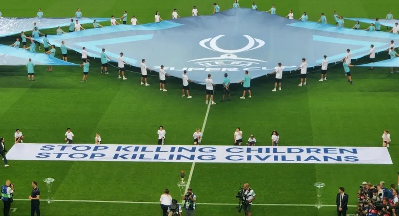 UEFA Psg - Tottenham maçında ki pankartla Gazze'yi mi işaret etti?
