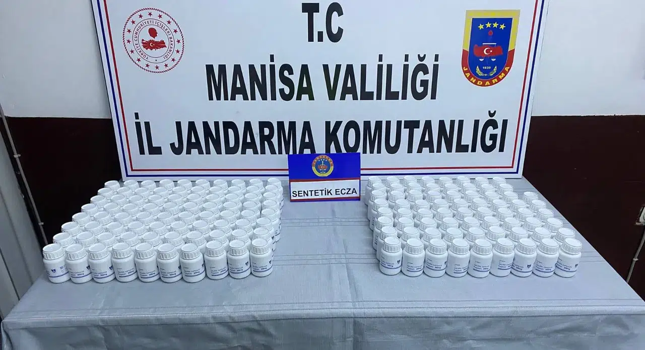 Manisa'da otoyolda uyuşturucu operasyonu