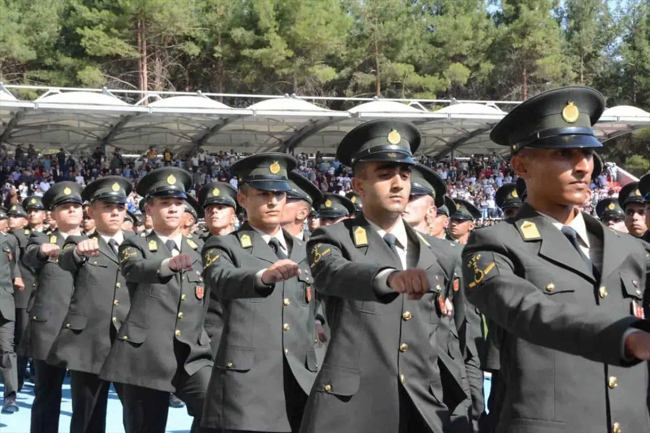 Uzman Çavuş, Astsubay ve Subay Maaşları 2025: İşte Yeni Rakamlar