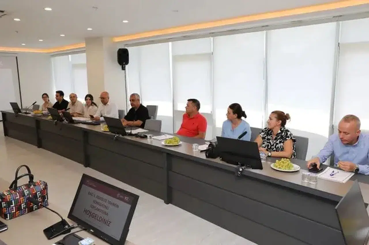 Üzüm rekoltesi için toplandılar