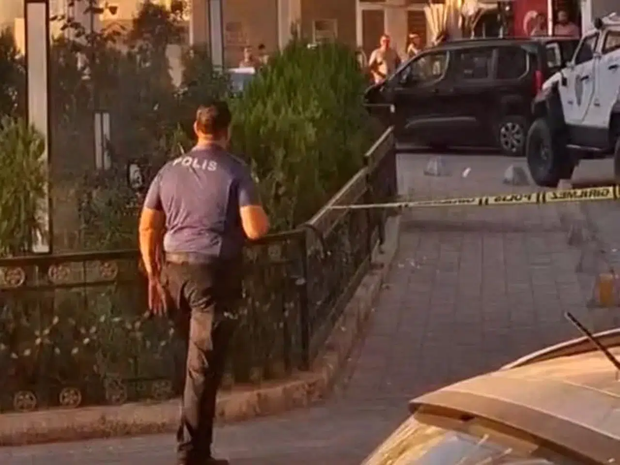 Şüpheli paket polisi alarma geçirdi