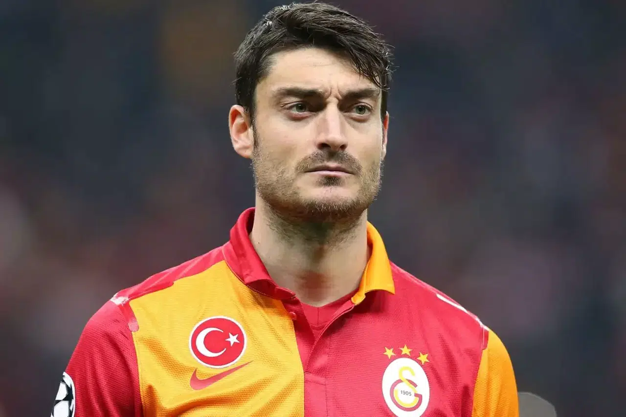 Galatasaray'ın eski yıldızı Albert Riera Avrupa'yı salladı