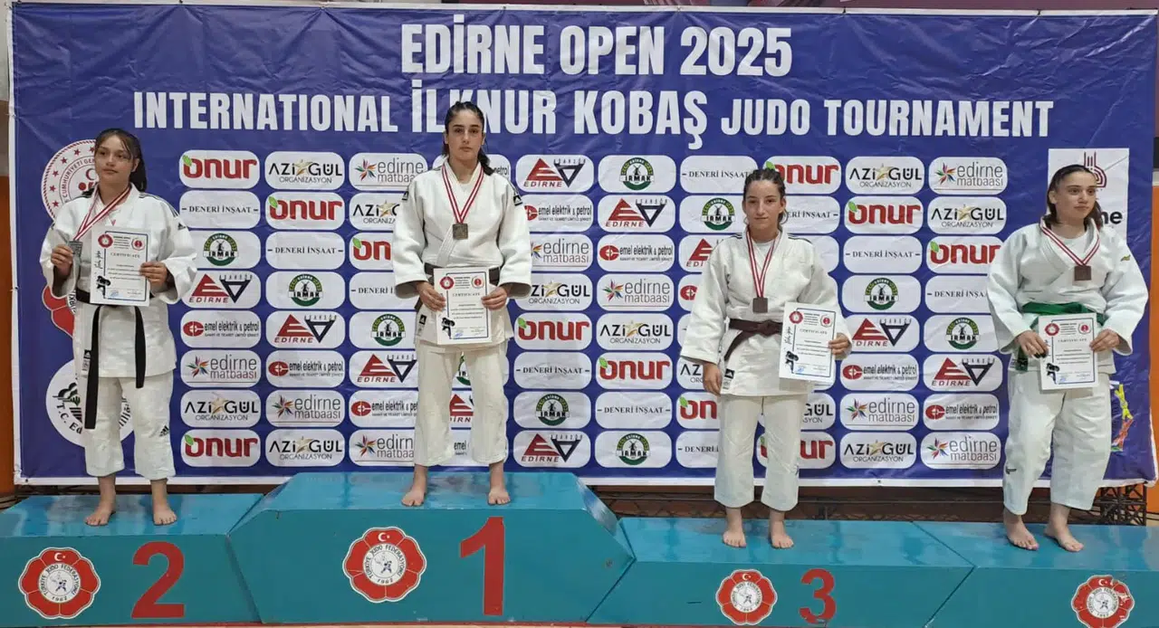 MANİSA 45 SPOR KULÜBÜ JUDOCULARINDAN 5 MADALYA