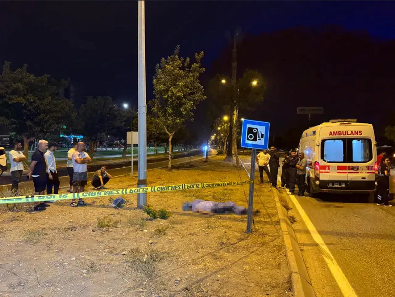 Genç adam motosiklet kazasında feci halde can verdi