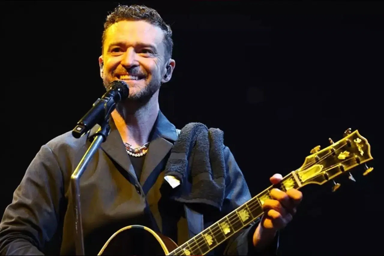 İstanbul konserinde fırtınalar estiren ünlü şarkıcı hastalığını ilk kez açıkladı