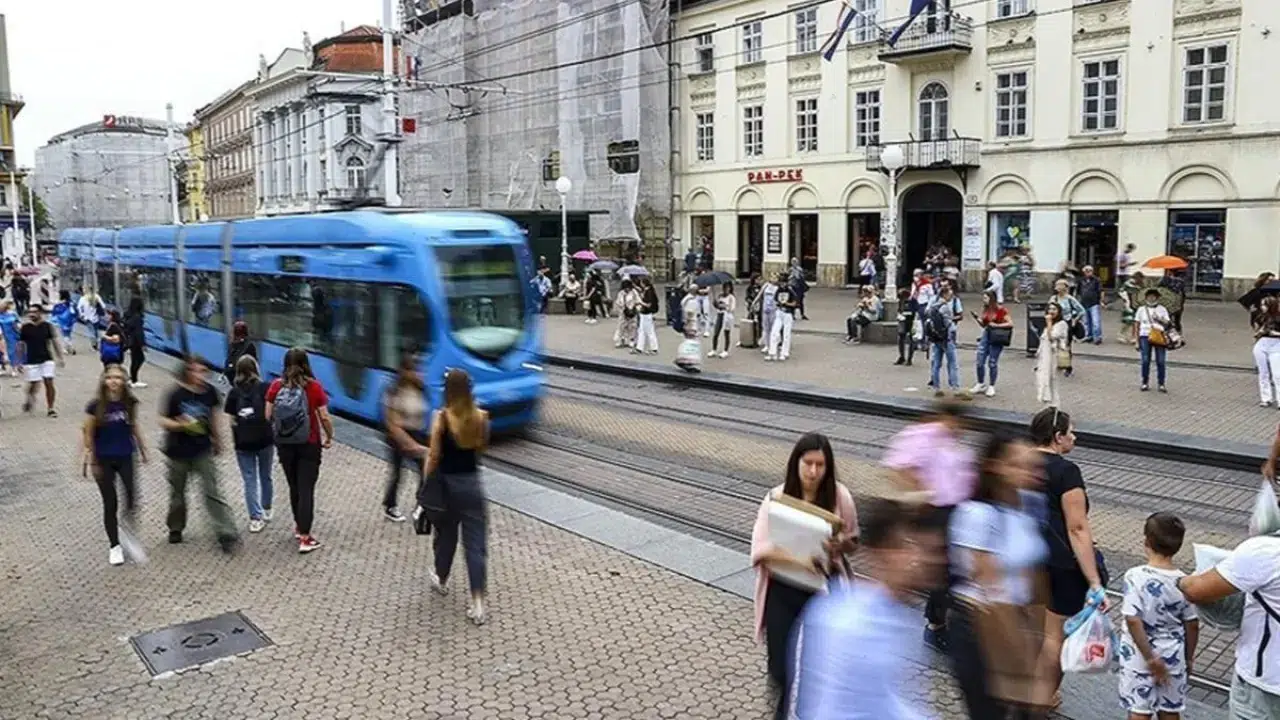 Hangi ülkede kaç Türk yaşıyor? İşte ülke ülke rakamlar