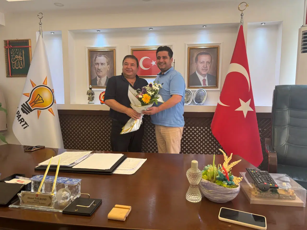 AK Parti Şehzadeler Balıkesirliler Derneğini ağırladı