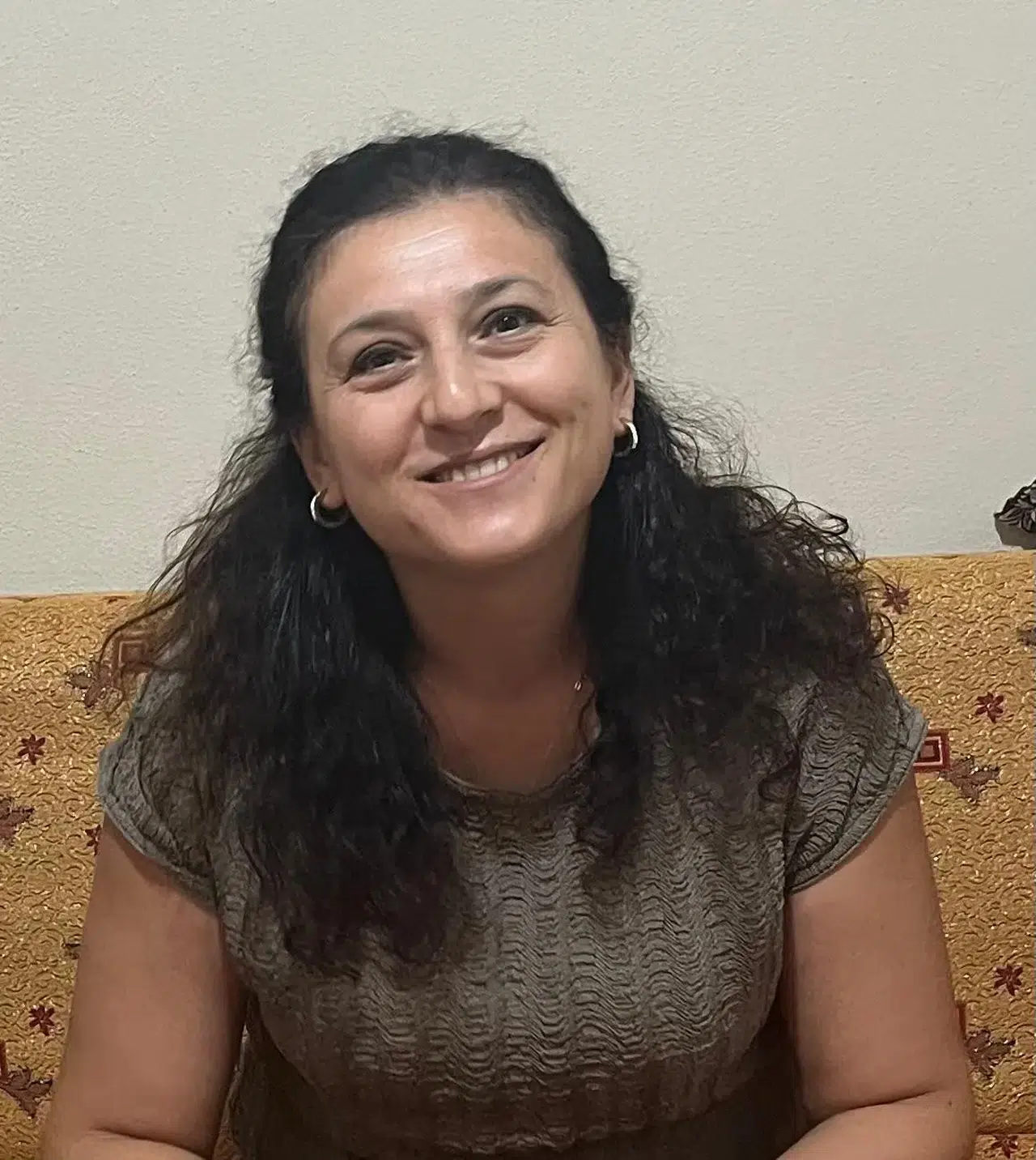 Genç ebe kapısı açık minibüsten düşerek can verdi
