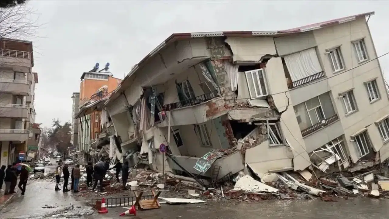 Depreme dayanıksız 6 milyon yapı var