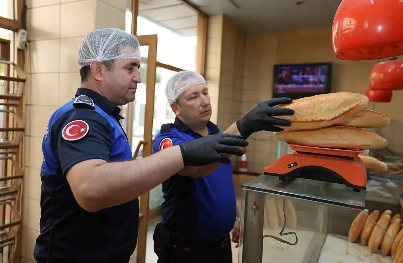 ŞEHZADELER’DE FIRINLAR DENETLENDİ