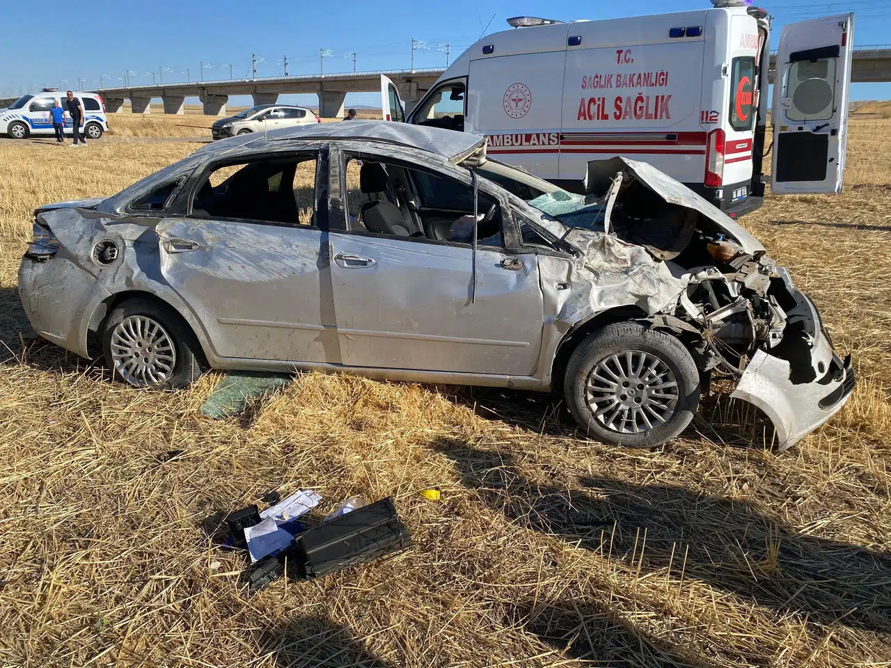 Kontrolden çıkan araç takla attı: 1 ölü, 4 yaralı