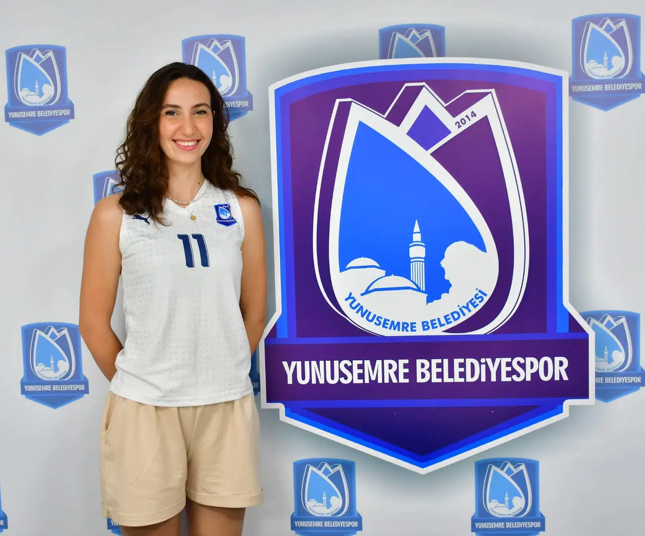YUNUSEMRE BELEDİYESPOR ECE DİRLİKLİ'Yİ KADROSUNA KATTI