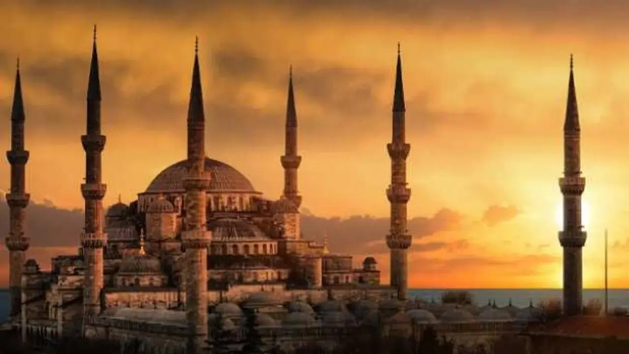 Mevlid Kandili 2025 Ne Zaman? İşte Dini Günler Takvimi