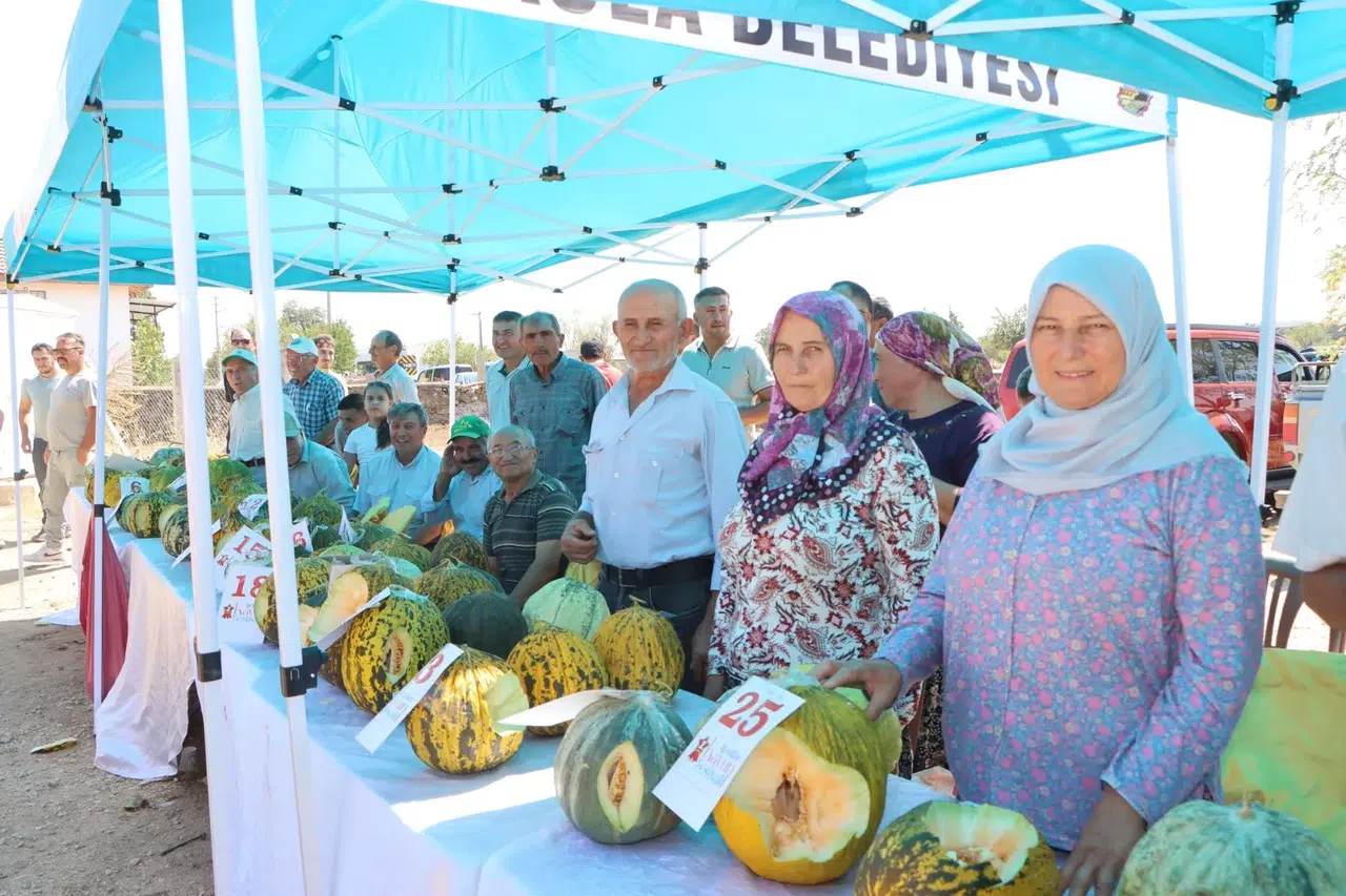 Kulalılar kavun festivali için buluştu