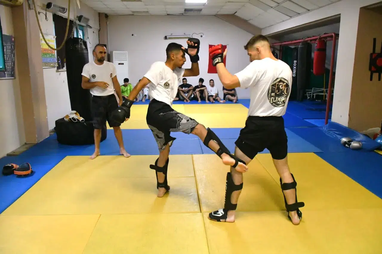 Manisa'da MMA'e büyük ilgi