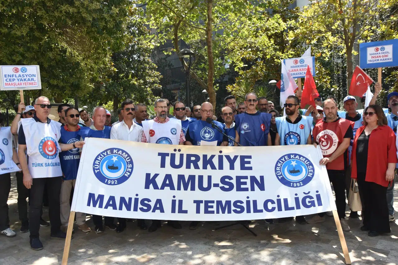 Türkiye Kamu Sen’den 'ZAM' eylemi