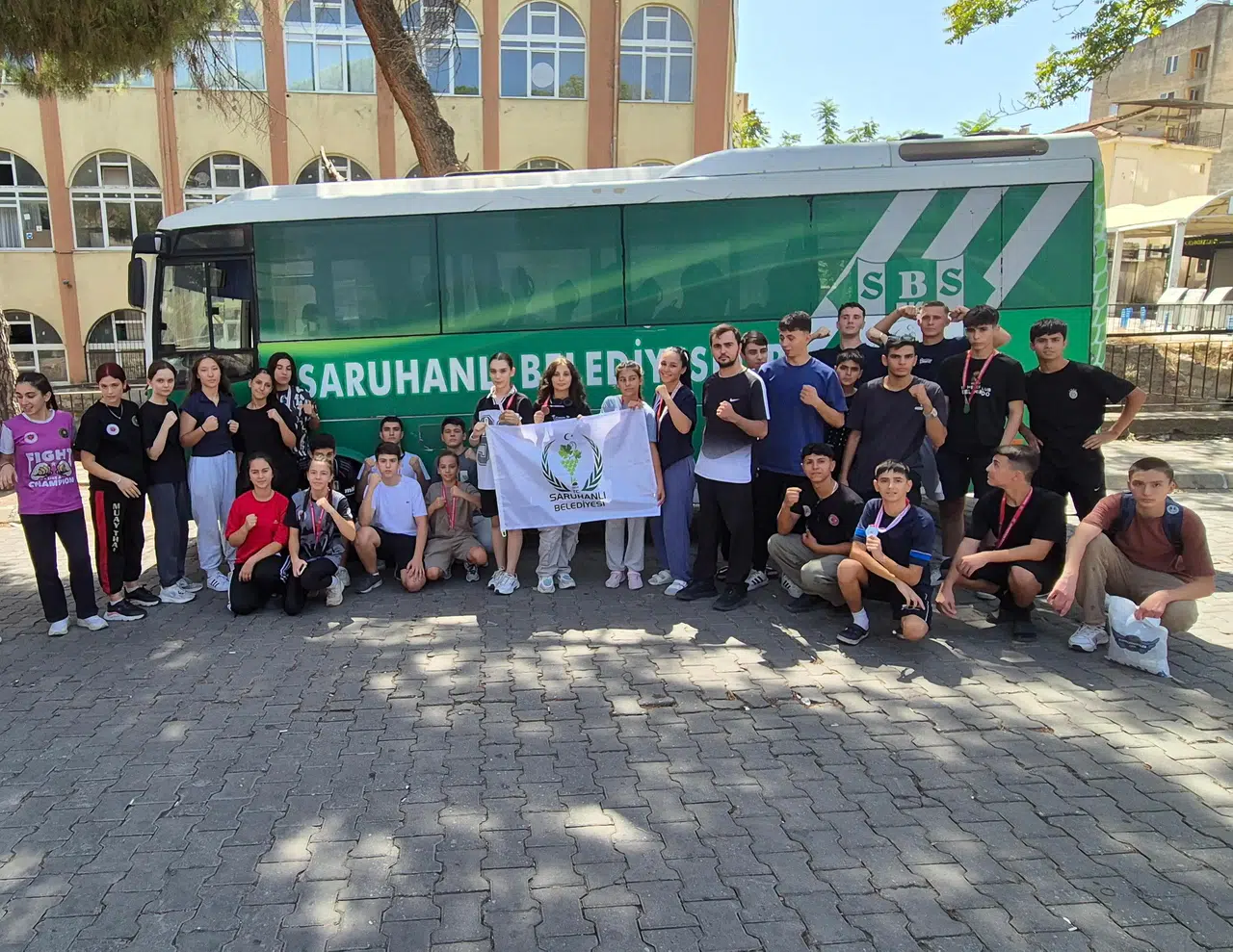 Saruhanlı Belediyespor'dan büyük başarı!