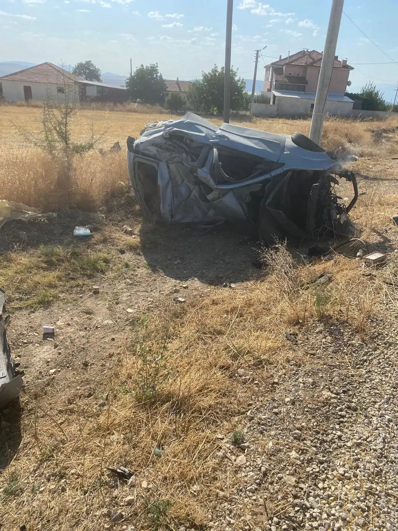 Otomobil şarampole yuvarlandı: 1 ölü