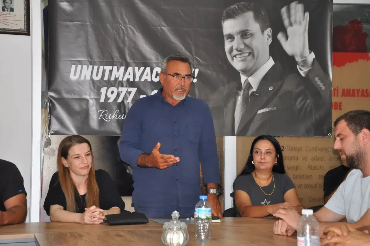 Cemil Kurt mazbatalarını alarak görevine başladı