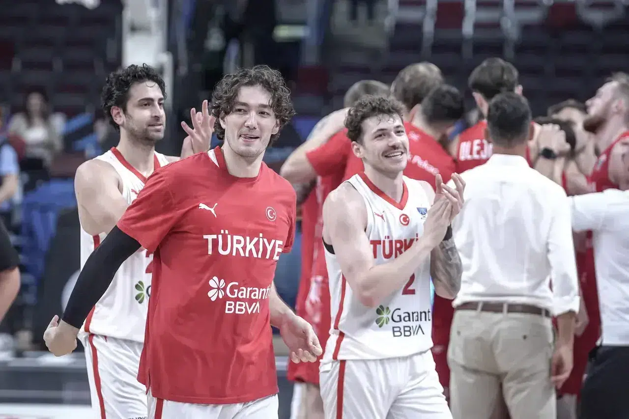 12 Dev Adam’ın Yarı Finaldeki Rakibi Belli Oldu: Dev Derbi 12 Eylül'de