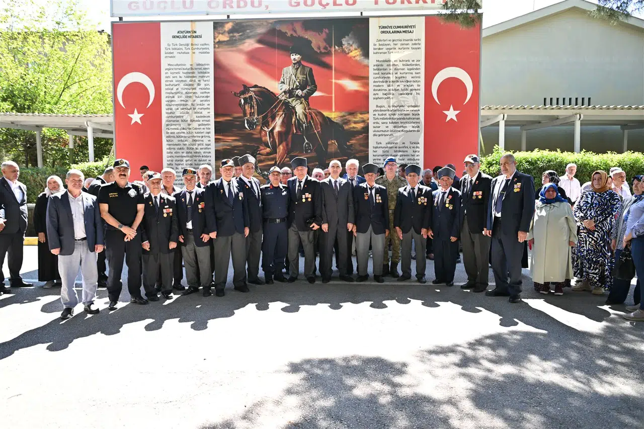 Vali Özkan şehit yakınları ve gazileri ağırladı