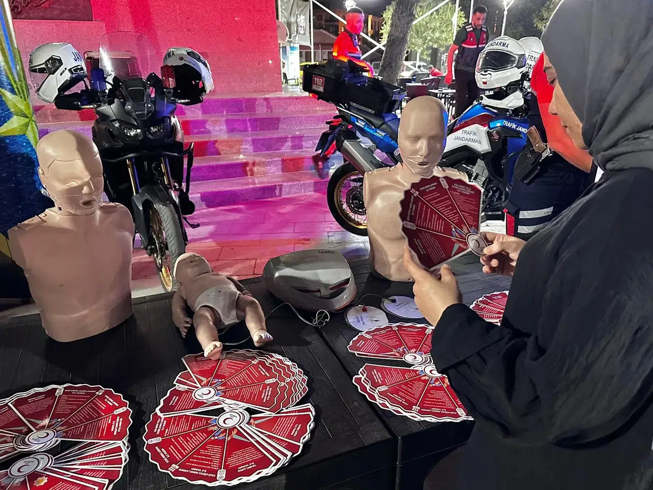 Türk Kızılay'dan vatandaşa bilinçlendirme çalışması