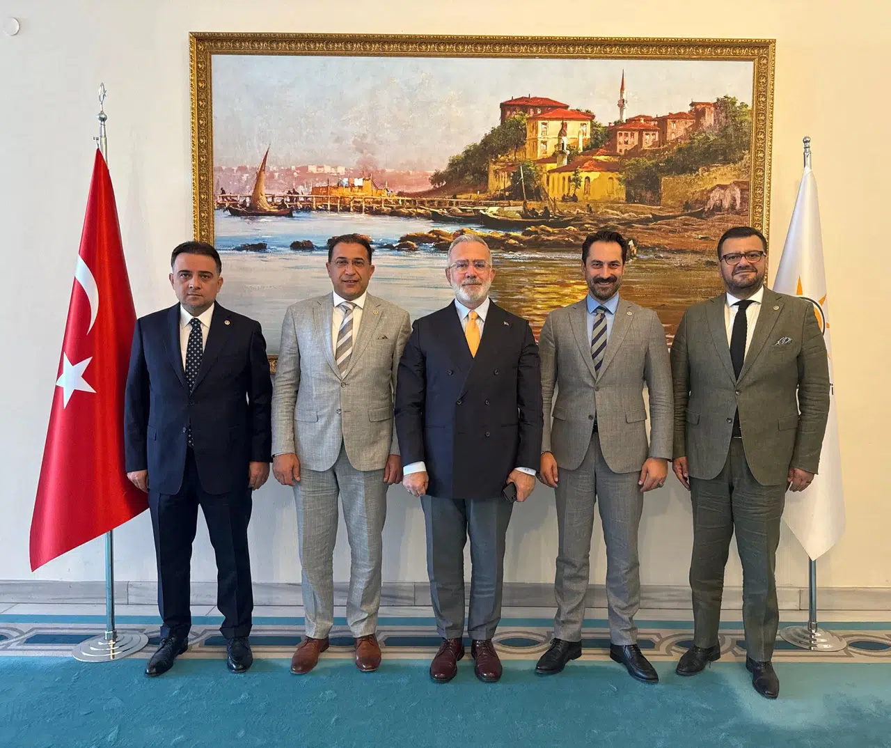 Kuru üzüm fiyatı düşünce AK Parti devreye girdi