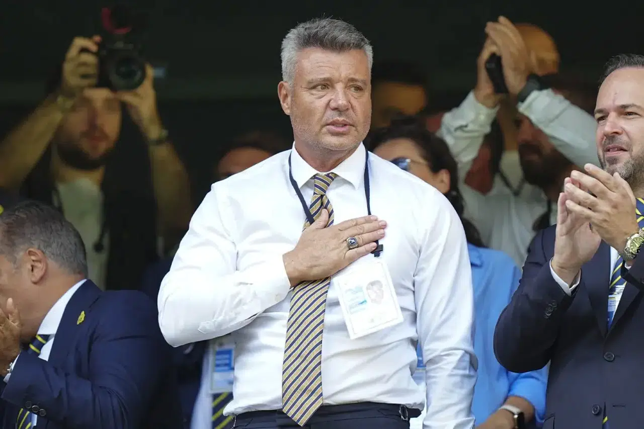 Başkanlığın ilk gününde Saran'a soğuk duş