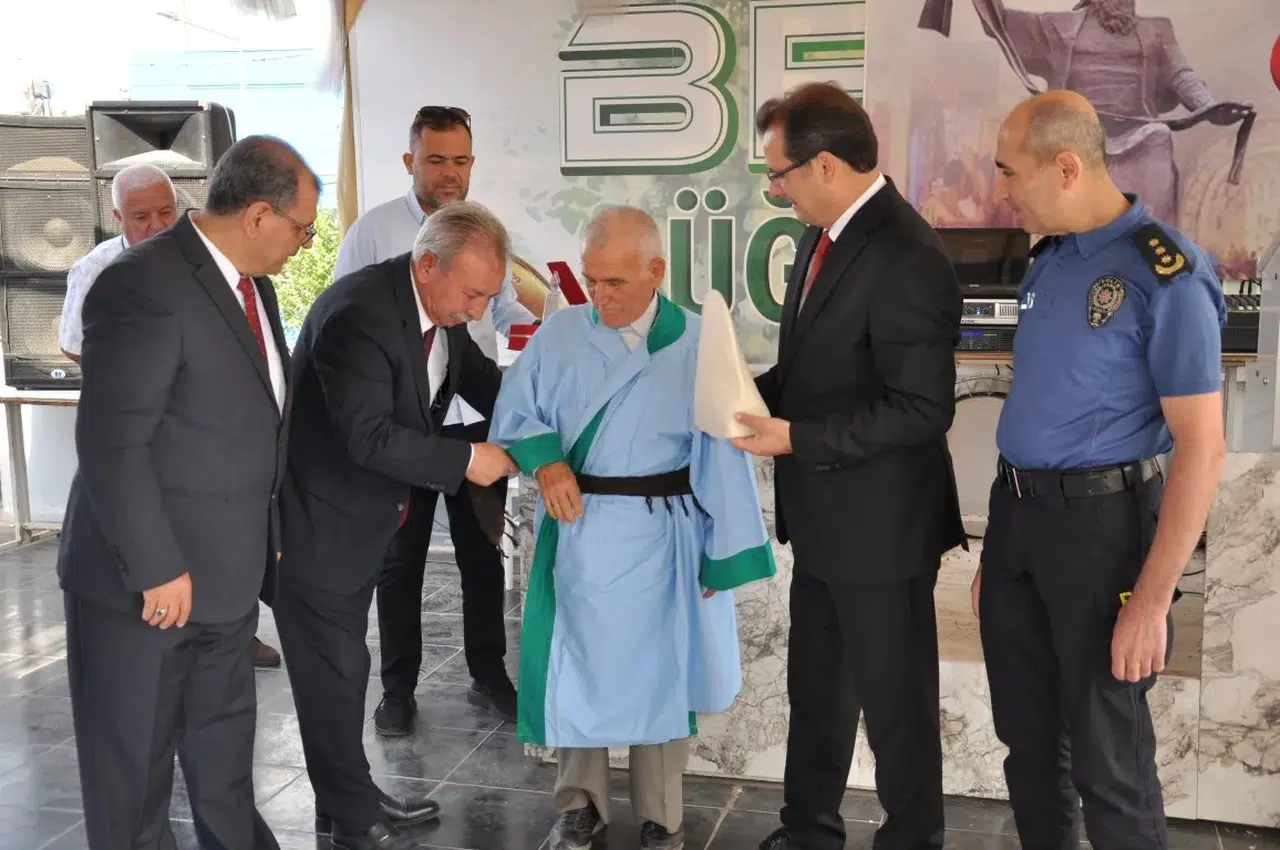 Salihli'de yılın ahisi seçildi