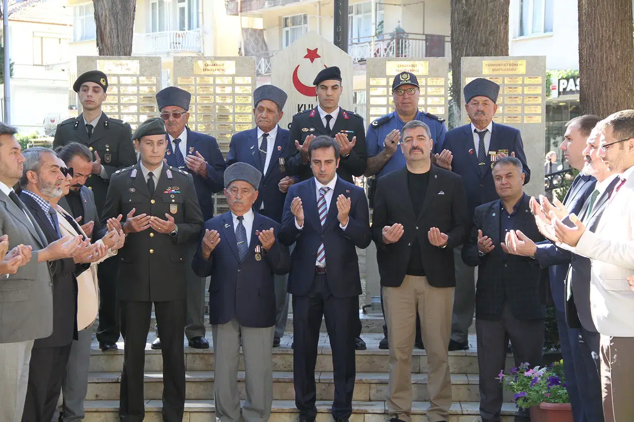 Kula Gaziler gününü coşkuyla kutladı