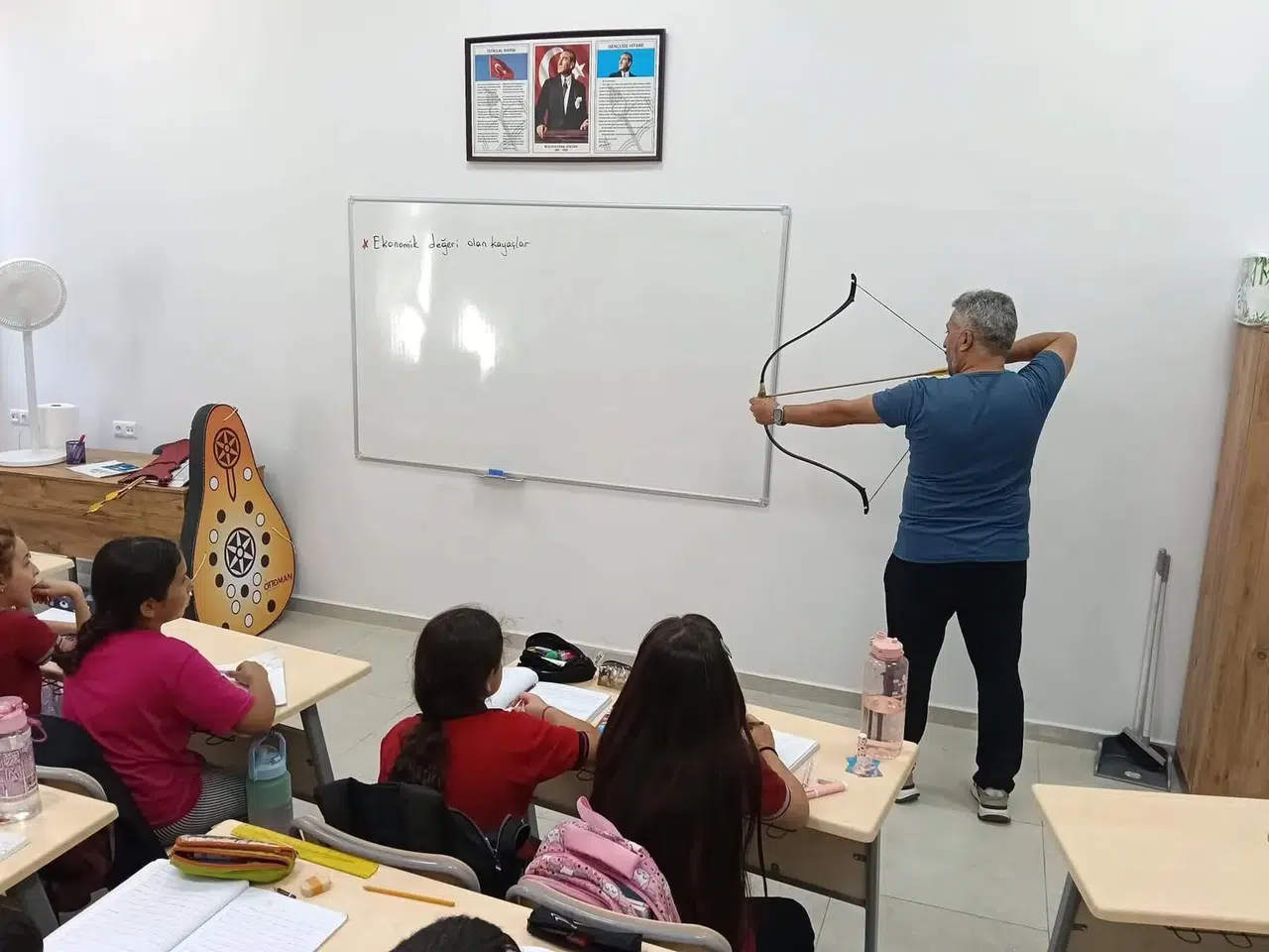 Öğrencilere "Geleneksel Türk Okçuluğu" tanıtıldı