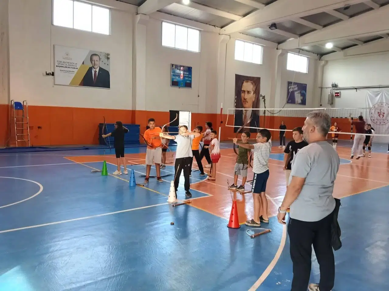Okçuluk kursu yoğun ilgi görüyor