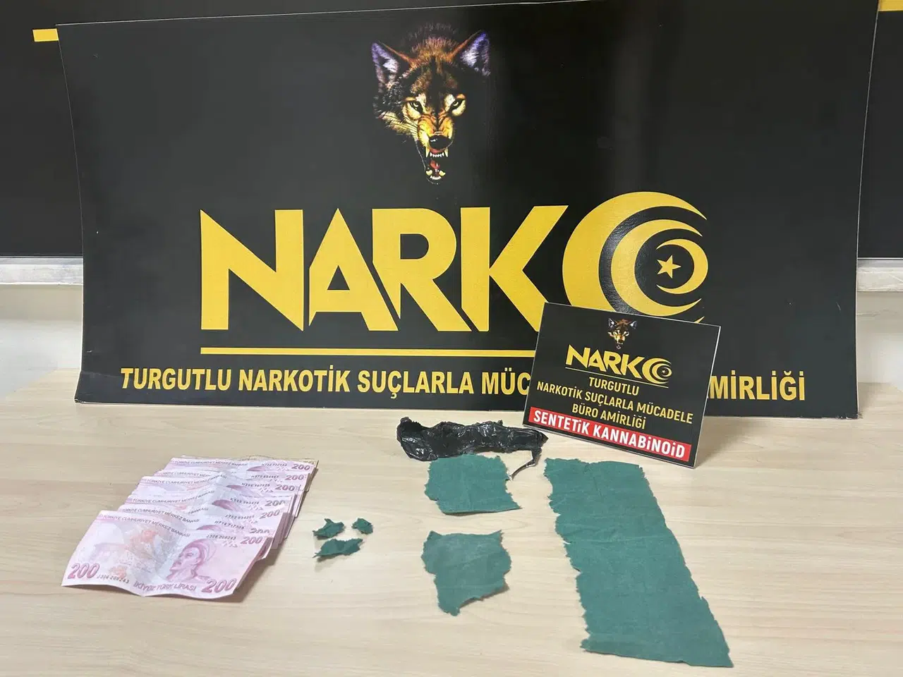 Turgutlu'da polisten uyuşturucu operasyonu